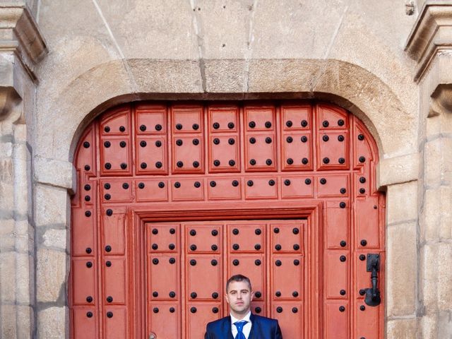 La boda de Hugo y Uxía en Ribadeo (Casco Urbano), Lugo 45