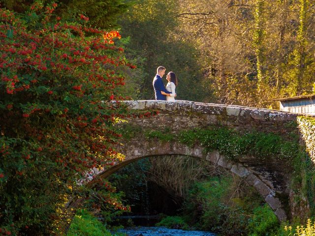 La boda de Hugo y Uxía en Ribadeo (Casco Urbano), Lugo 47