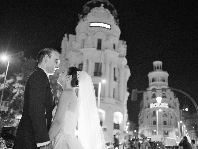 La boda de Gustavo y Sirene en Madrid, Madrid 16