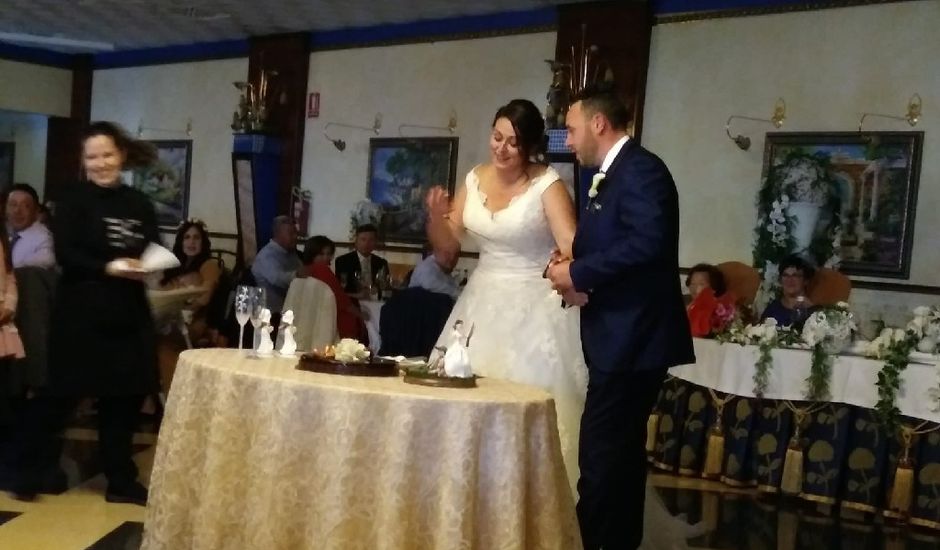 La boda de Raul y Silvia en Villena, Alicante