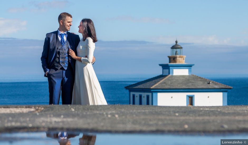 La boda de Hugo y Uxía en Ribadeo (Casco Urbano), Lugo