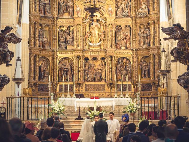 La boda de Javi y Lucrecia en Jerez De La Frontera, Cádiz 20