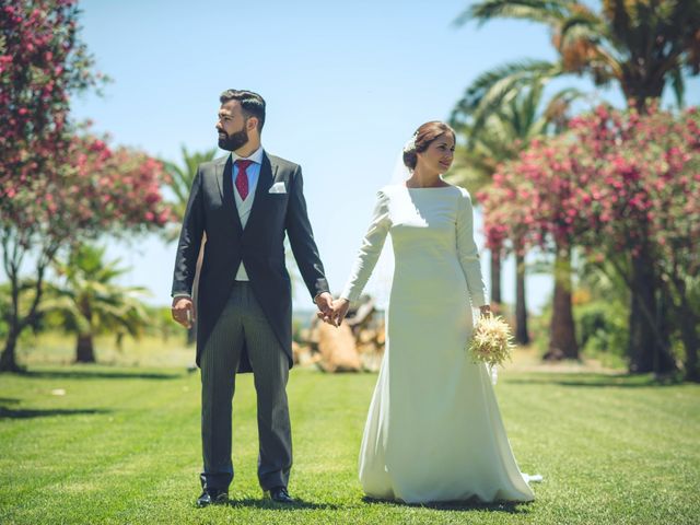 La boda de Javi y Lucrecia en Jerez De La Frontera, Cádiz 27