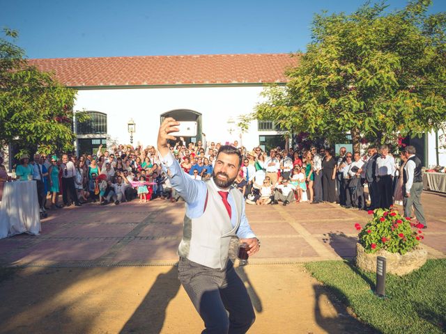 La boda de Javi y Lucrecia en Jerez De La Frontera, Cádiz 58