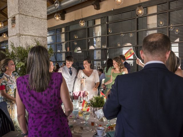 La boda de Jose Ángel y Teresa en Segovia 44