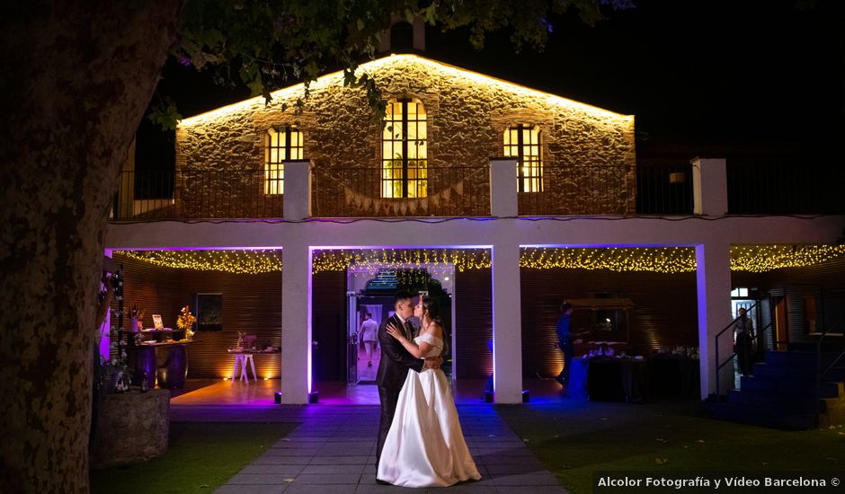 La boda de Amanda y Ionut en Sant Fost De Campsentelles, Barcelona