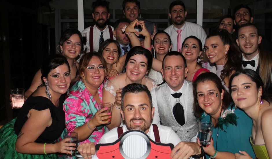 La boda de Adrian  y Sandra en El Puig, Valencia