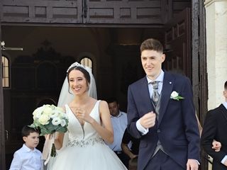 La boda de Toñi Pertíñez y Israel Figueroa