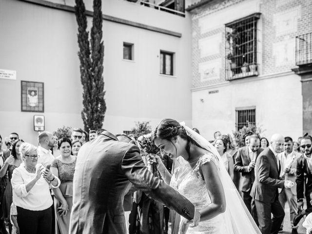 La boda de Javi y Cuki en Torre Del Mar, Málaga 25