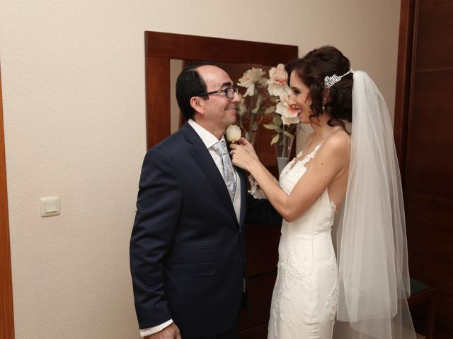 La boda de José María y Mari Carmen en Córdoba, Córdoba 2