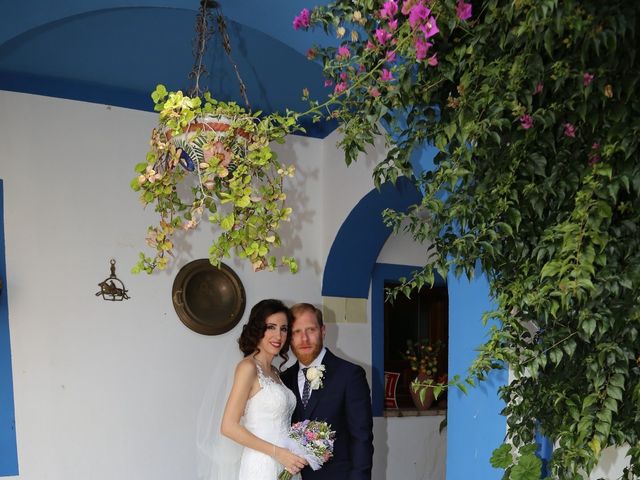 La boda de José María y Mari Carmen en Córdoba, Córdoba 32