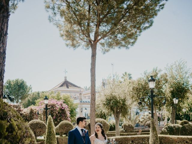 La boda de Manu y Mayka en Sevilla, Sevilla 4