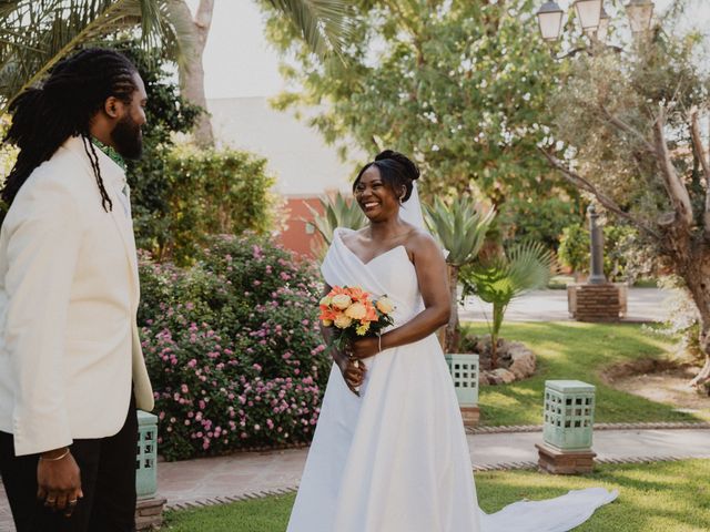 La boda de Abedunji y Blessing en Málaga, Málaga 37