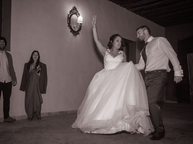 La boda de Cristian y Marta en Galapagos, Guadalajara 33