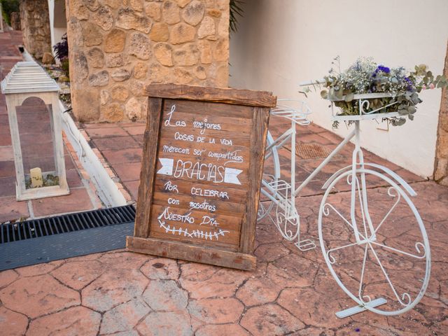 La boda de Javier y Laura en Córdoba, Córdoba 89