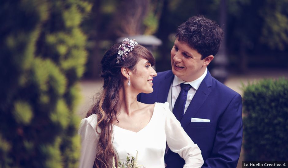 La boda de Borja y Noelia en Pamplona, Navarra