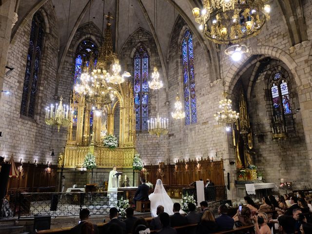 La boda de Alejandra y Cristian en Sant Vicenç De Montalt, Barcelona 23