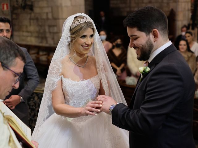 La boda de Alejandra y Cristian en Sant Vicenç De Montalt, Barcelona 28