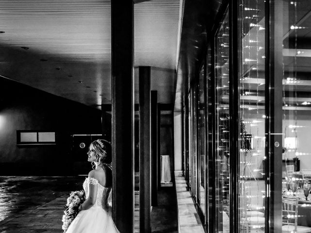 La boda de Alejandra y Cristian en Sant Vicenç De Montalt, Barcelona 45