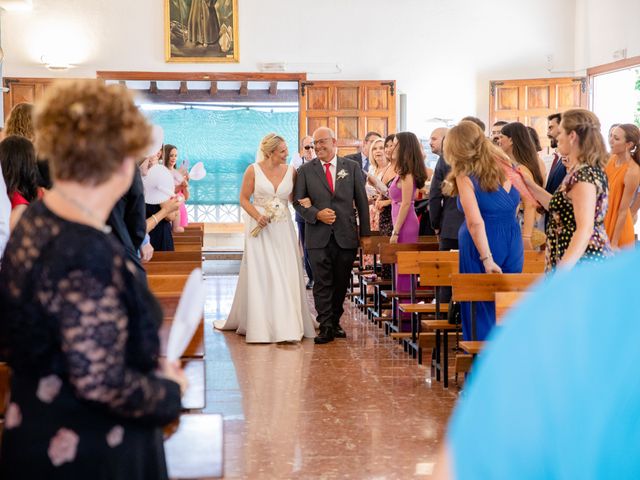 La boda de adrian y noelia en Benajarafe, Málaga 12