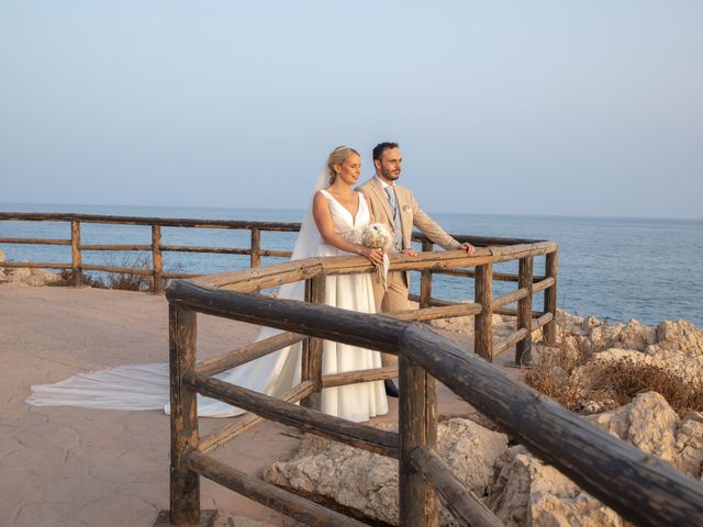 La boda de adrian y noelia en Benajarafe, Málaga 26