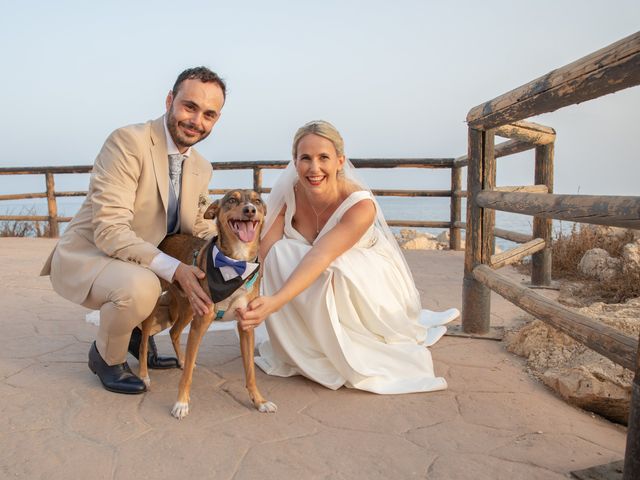 La boda de adrian y noelia en Benajarafe, Málaga 27