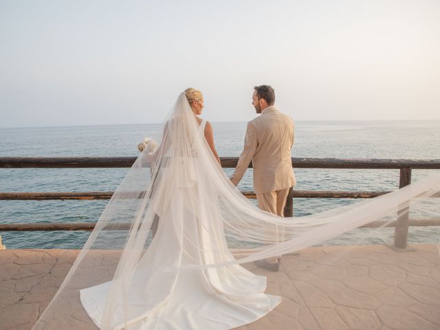 La boda de adrian y noelia en Benajarafe, Málaga 28