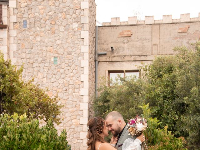 La boda de Raul y Naby en Canyelles, Barcelona 16