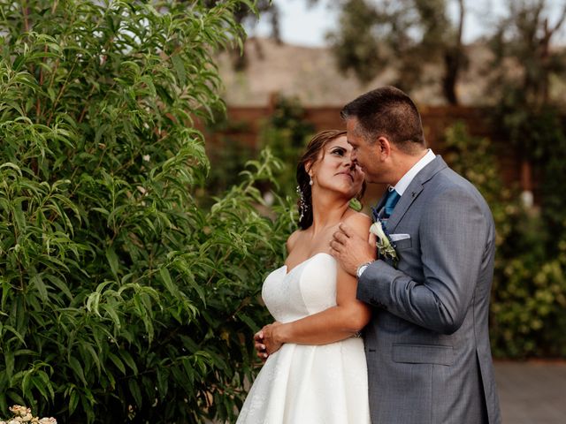 La boda de Johan y Inma en Las Palmas De Gran Canaria, Las Palmas 57