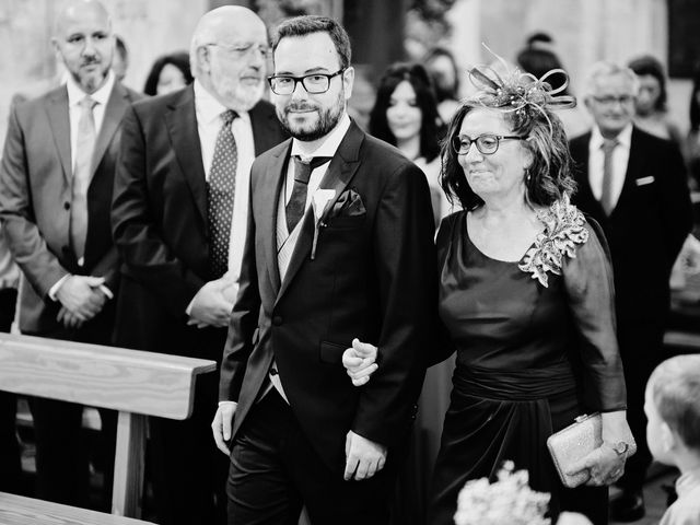 La boda de Ksenia y Alberto en Villamayor, Salamanca 33