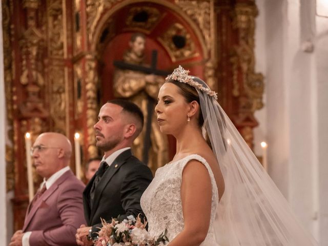 La boda de Fani y Juanma en Utrera, Sevilla 33