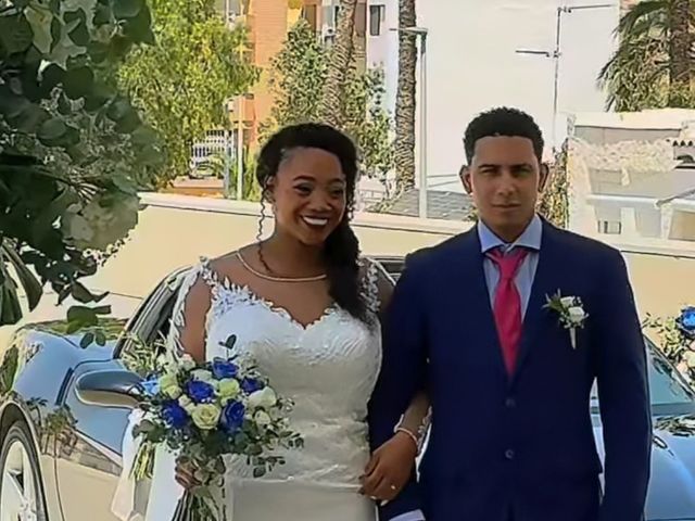 La boda de José y Ducreisy en Aguilas, Murcia 5