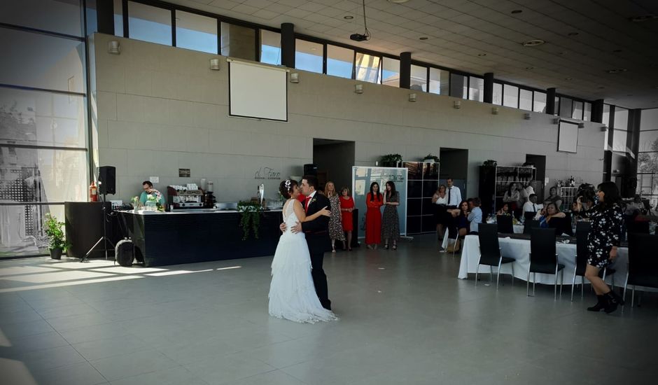 La boda de Almudena y Alain en Puerto De Sagunto, Valencia