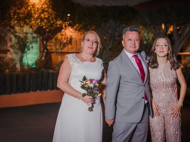 La boda de Claudio y Yessica en Santa Cruz De Tenerife, Santa Cruz de Tenerife 46