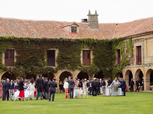 La boda de Manuel y María en Almarza, Soria 44