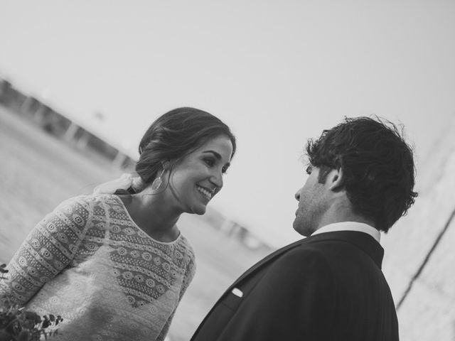 La boda de Fernando y Auria en Ferrol, A Coruña 32