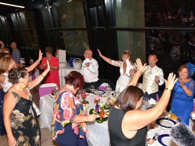 La boda de Alejandro y Marisa en Benidorm, Alicante 13