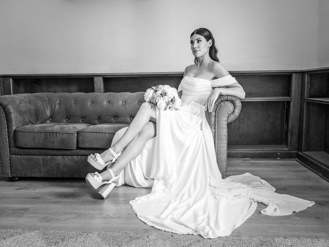 La boda de Daniel y Laura en Sabadell, Barcelona 44