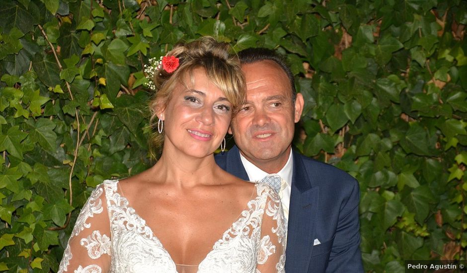 La boda de Alejandro y Marisa en Benidorm, Alicante