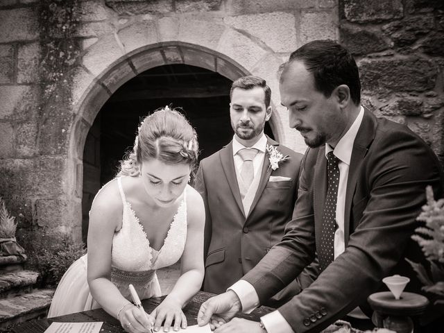 La boda de Marcos y Yanire en Puebla De San Julian, Lugo 17