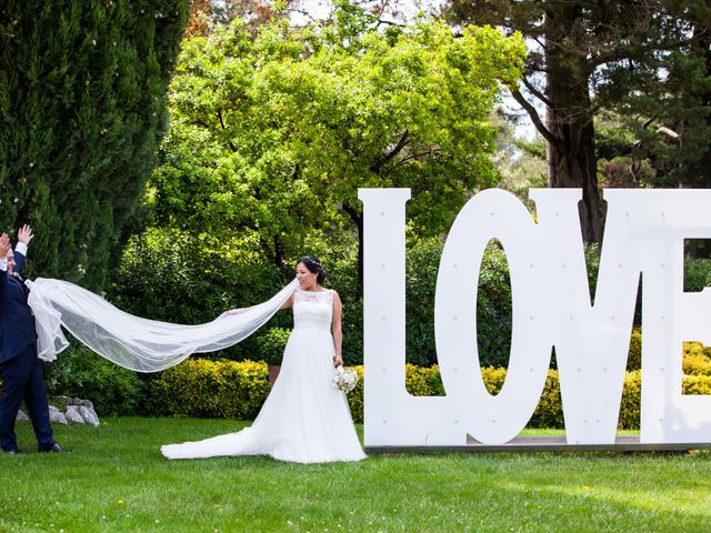 La boda de Javi y Randa en Vilanova Del Valles, Barcelona 1