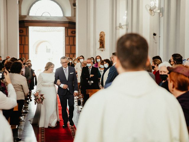 La boda de Manuel y Miriam en Málaga, Málaga 13