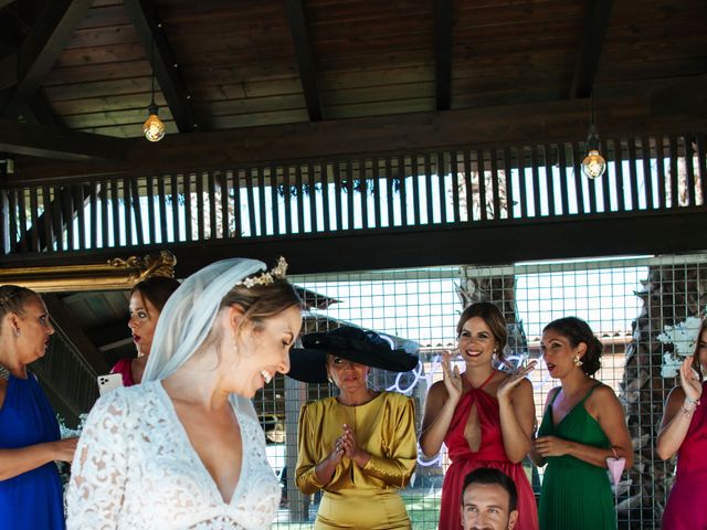 La boda de Alvaro y Beatriz en Velez Malaga, Málaga 30