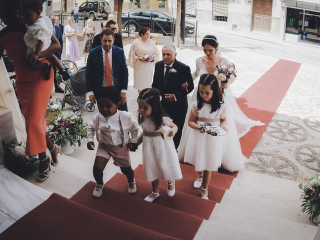 La boda de Ramón y Clara en Baza, Granada 22