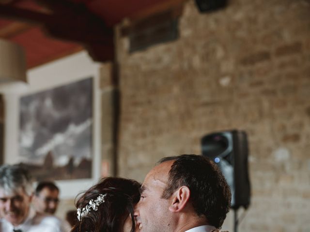 La boda de Javier y Amaya en Villamayor De Monjardin, Navarra 52