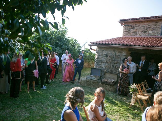 La boda de Rubén y Inés en Ferrio, A Coruña 28
