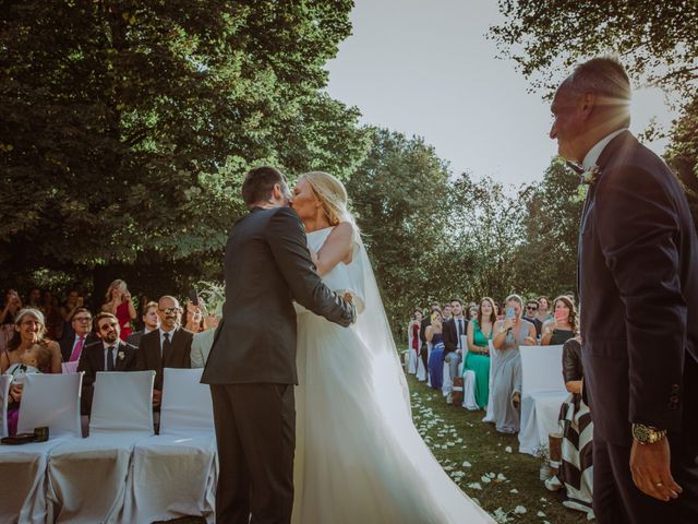 La boda de Gerard y Lisa en Girona, Girona 28