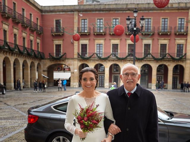 La boda de Pelayo y Souto en Gijón, Asturias 16