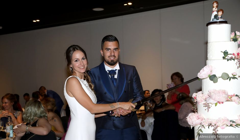 La boda de Nuria y Andrés en Zaragoza, Zaragoza