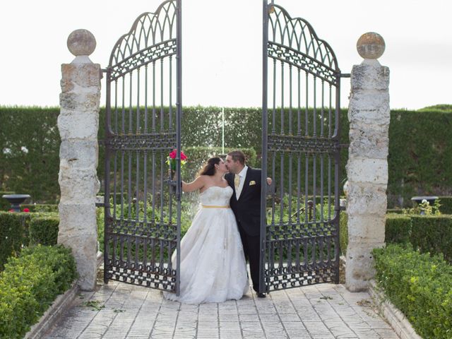 La boda de Ovidio y Laura en Valladolid, Valladolid 56